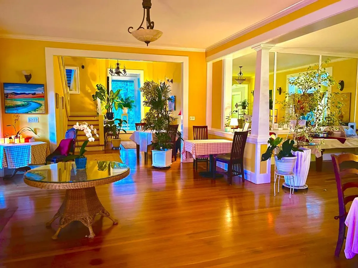 Specialty Vibrant Hawi Guest House 0*,